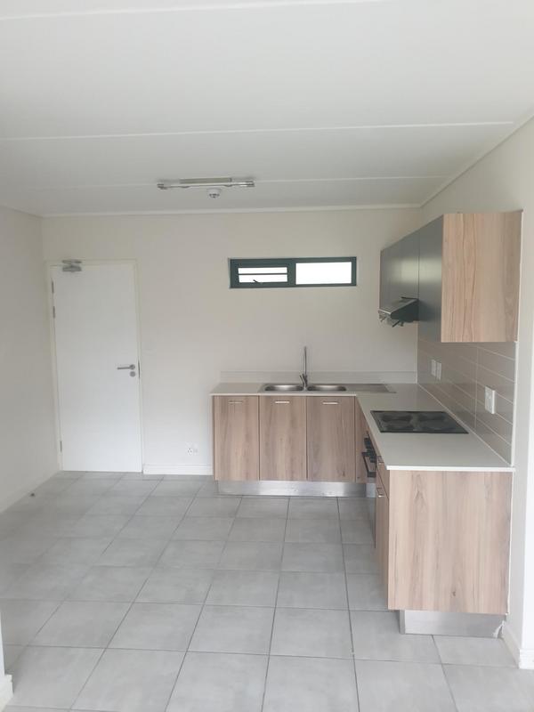 To Let 1 Bedroom Property for Rent in Gordons Bay Western Cape